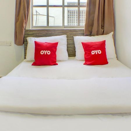 Oyo 90028 Ragula Hotel Johor Bahru Exteriör bild